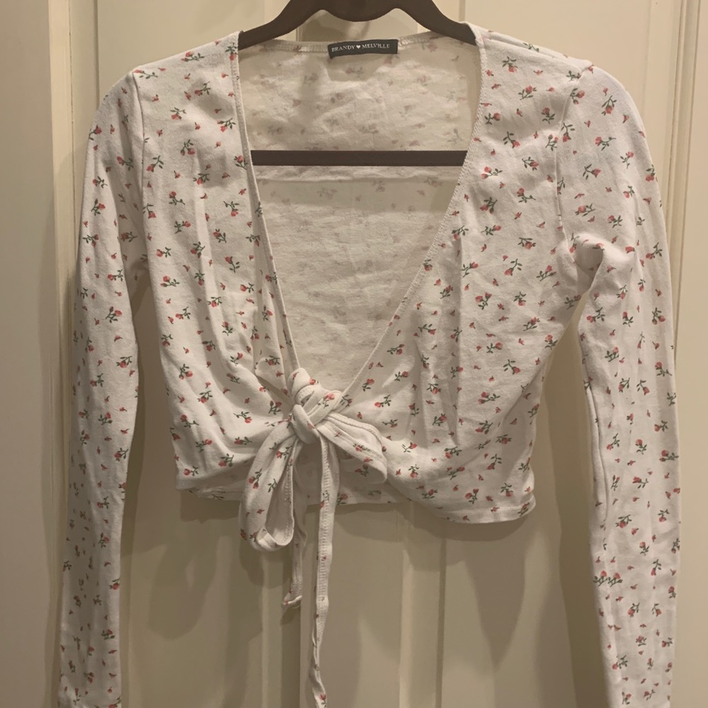 Super cute Brandy Melville top!